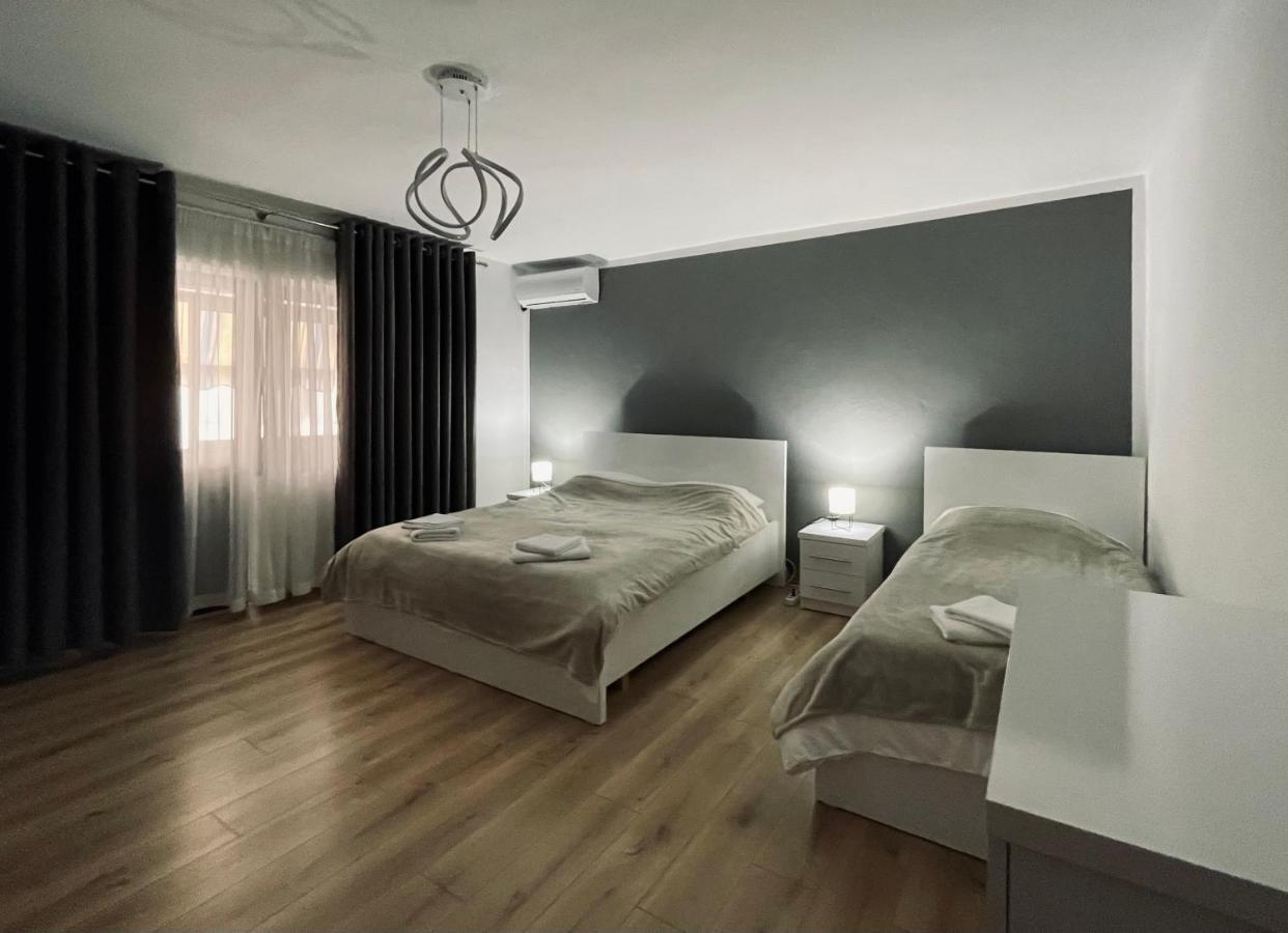 Luel Central Apartament Tirana Exteriér fotografie
